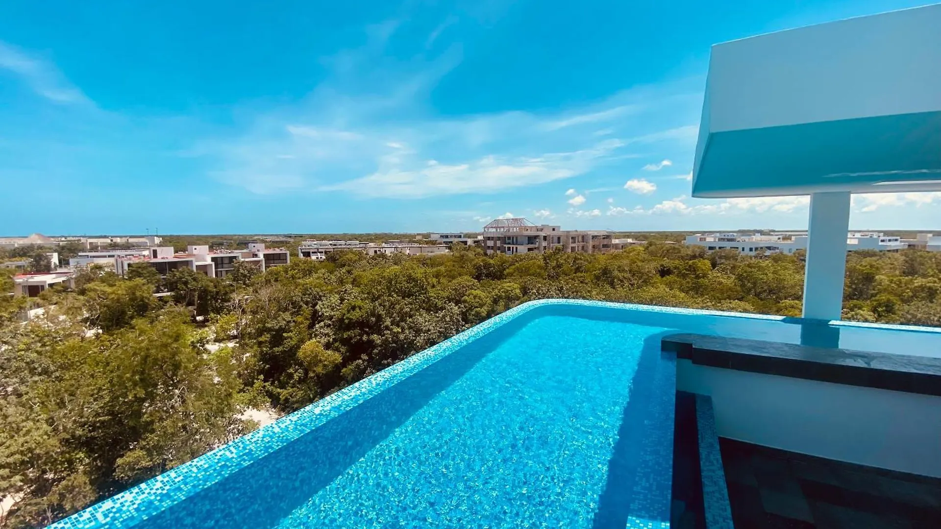 Oscar Wilde - Ph With Private Rooftop And Plunge Pool & Gym & Beach Club Access Tulum Mexico
