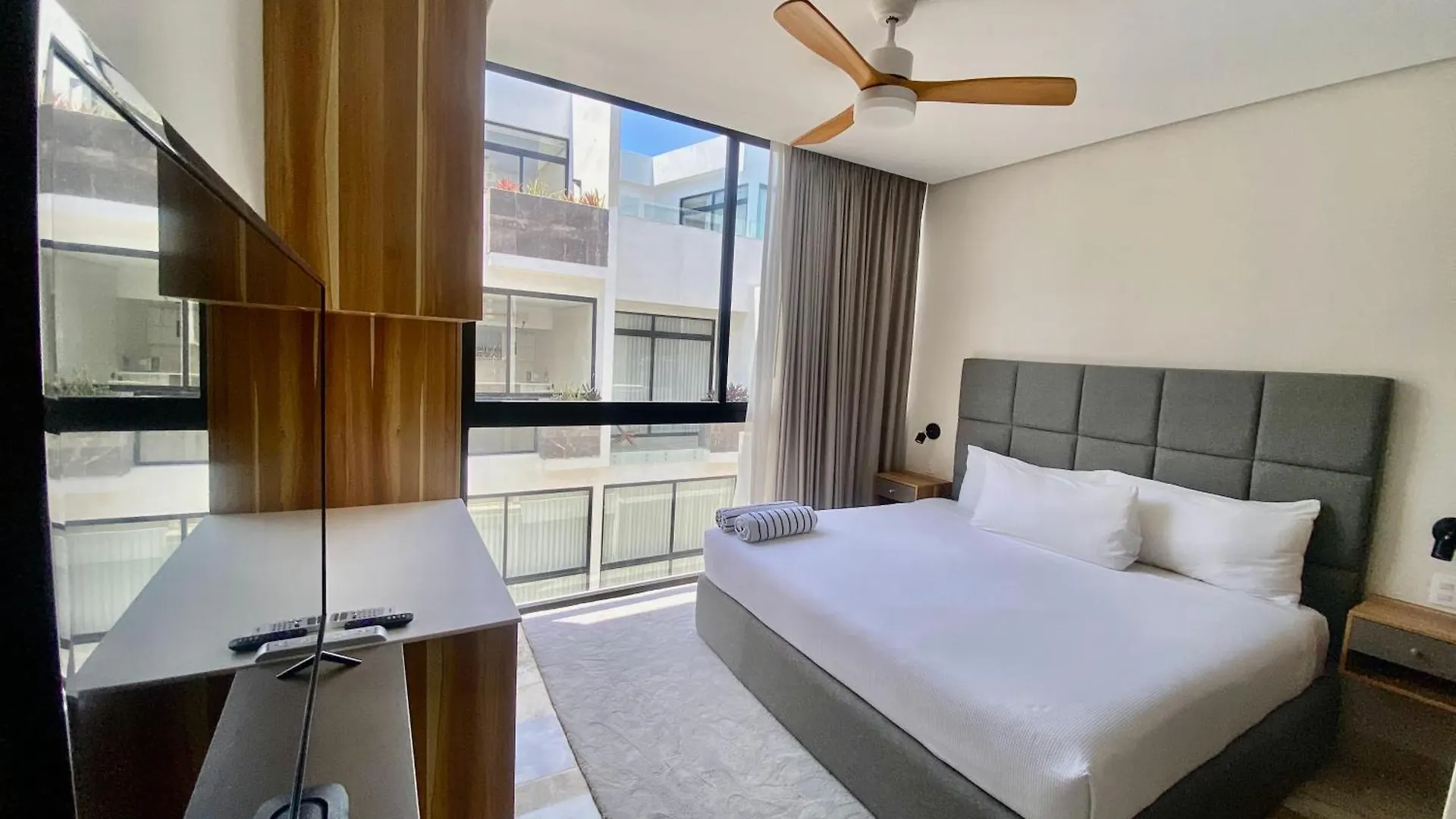 Apartment Oscar Wilde - Ph With Private Rooftop And Plunge Pool & Gym & Beach Club Access Tulum